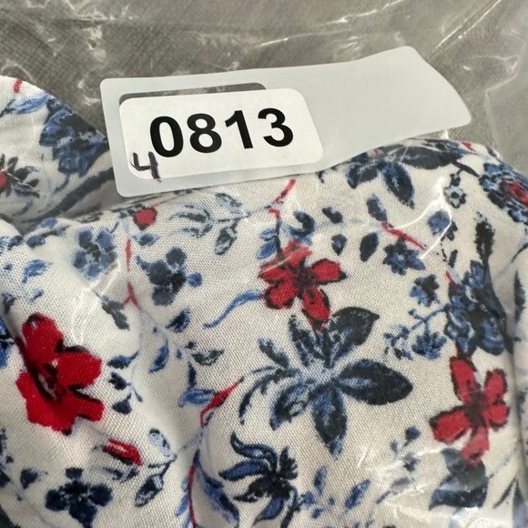 Joe B Floral Romper Sleeveless Cinched Waist Keyhole Neckline Large White Red Bl - Picture 14 of 14